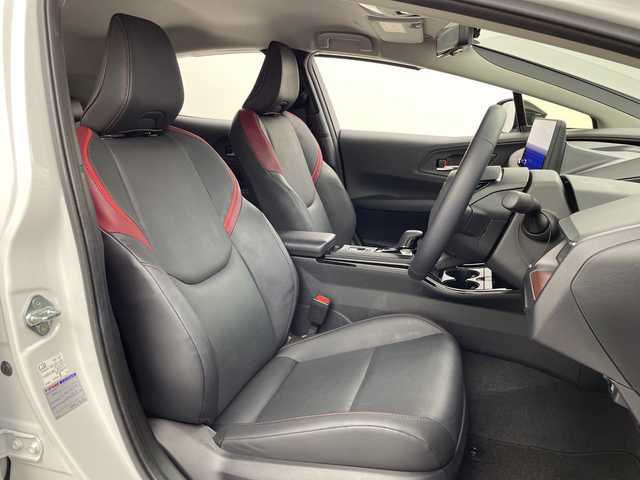 トヨタ プリウス Z 福島県 2024(令6)年 1.5万km プラチナホワイトパールマイカ /モデリスタエアロ　//１２．３インチ純正ナビ(AM/FM/BTA/TV)//全方位カメラ　//衝突被害軽減ブレーキ　//レーダークルーズコントロール　//シートヒーター(D/N)　//エアシート(D/N)　//パワーシート(D席のみ)　//電動リアゲート　//純正ビルトインＥＴＣ２．０　//置くだけ充電//ブラインドスポットモニター//ステアリングヒーター//インテリジェントルームミラー//100V電源//コーナーセンサー(前後)//USB入力端子//スペアキー//LEDヘッドライト