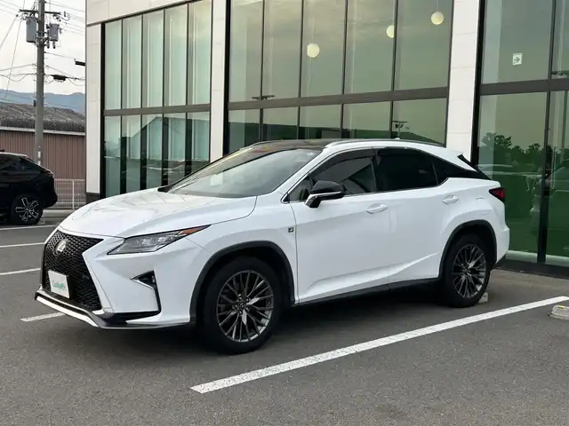 レクサス ＲＸ 200t Fスポーツ 和歌山県 2015(平27)年 6.4万km ホワイトノーヴァガラスフレーク 純正12.3インチナビ/全方位カメラ/マークレビンソンサウンド/レクサスセーフティシステム/ブラインドスポットモニター/レーダークルーズコントロール/前後コーナーセンサー/オートライト/サンルーフ/ビルトインETC2.0/全席シートヒーター/前席シートベンチレーション/前席パワーシート/ステアリングヒーター/D席シートメモリー/パドルシフト/ヘッドアップディスプレイ/電動リアゲート/フルオートパワーウィンドウ