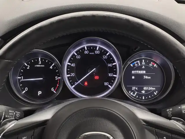 マツダ ＣＸ－５ XD Lパッケージ 三重県 2018(平30)年 6.6万km マシーングレープレミアムM ディーゼル・ターボ/FF/MTモード付フロア6AT/純正 8インチナビ/（FM/AM/aha/Stitcher/Bluetooth/USB/CD*/AUX/DVD*/TV*）/360°ビュー・モニター*/BOSEサウンドシステム*/ドライブレコーダー 前方/ETC/安全/●車間認知支援システム/●スマートブレーキサポート/●スマートシティブレーキサポート/●車線逸脱警報/●レーンキープアシストシステム/●レーダークルーズコントロール/●BSMシステム（RCTA機能付）/●交通標識認識システム/●ドライバーアテンションアラート/●パーキングセンサーシステム 前後*/装備/・本革シート（黒）/・パワーシート（D10way/N6way）/・シートヒーター（D/N/2nd左右）/・ステアリングヒーター/・パワーテールゲート/・アクティブドライビングディスプレイ（HUD）/・左右独立オートエアコン/・オートライト/・LEDヘッドランプ/・ハイビームコントロールシステム（HBC）/・レインセンサーワイパー/・電子パーキングブレーキ＆オートホールド/・ステアリングスイッチ/・プッシュスタート/・純正17inAW/・スマートキーx2/・保/取/ナビ取/など/*…メーカーOP