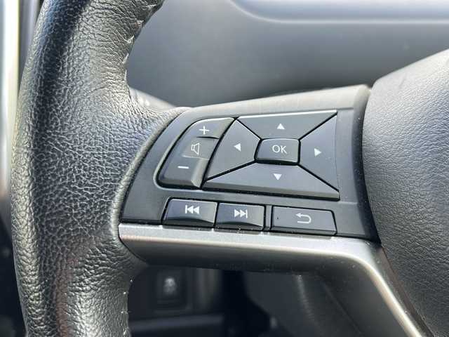 日産 セレナ ハイウェイスター 青森県 2017(平29)年 7.8万km ダイヤモンドブラック ・4WD/・純正9インチナビ/・純正フリップダウンモニター/・フルセグ/・Bluetooth/・エンジンスターター/・両側パワースライドドア/・衝突軽減ブレーキ/・レーンキープアシスト/・レーダークルーズコントロール/・プッシュスタート/・スマートキー/・ETC/・純正15AW/・純正LEDヘッドライト/・純正フォグライト