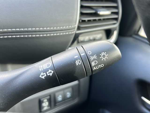 日産 セレナ ハイウェイスター 青森県 2017(平29)年 7.8万km ダイヤモンドブラック ・4WD/・純正9インチナビ/・純正フリップダウンモニター/・フルセグ/・Bluetooth/・エンジンスターター/・両側パワースライドドア/・衝突軽減ブレーキ/・レーンキープアシスト/・レーダークルーズコントロール/・プッシュスタート/・スマートキー/・ETC/・純正15AW/・純正LEDヘッドライト/・純正フォグライト