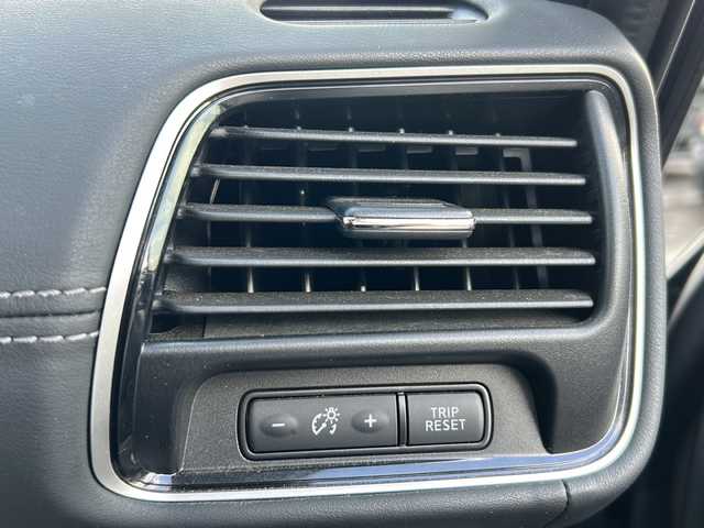 日産 セレナ ハイウェイスター 青森県 2017(平29)年 7.8万km ダイヤモンドブラック ・4WD/・純正9インチナビ/・純正フリップダウンモニター/・フルセグ/・Bluetooth/・エンジンスターター/・両側パワースライドドア/・衝突軽減ブレーキ/・レーンキープアシスト/・レーダークルーズコントロール/・プッシュスタート/・スマートキー/・ETC/・純正15AW/・純正LEDヘッドライト/・純正フォグライト