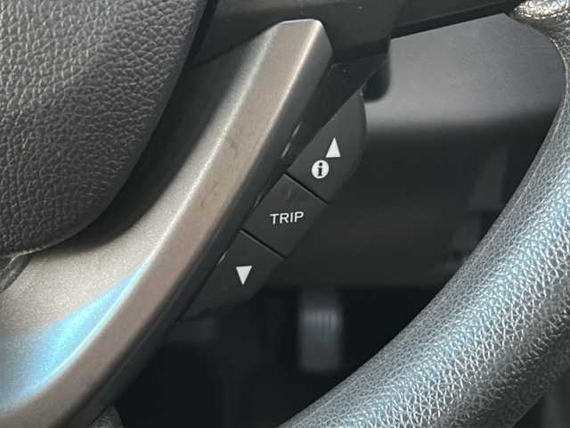 ホンダ フリード G 広島県 2022(令4)年 1.8万km クリスタルブラックパール 禁煙/純正9インチナビ/CD/DVD/DTV/Bluetooth/バックカメラ/両側パワースライドドア/シートヒーター/LEDオートライト/ビルトインETC/前後ドライブレコーダー/ステアリングスイッチ/純正アルミホイール/フロアマット/ドアバイザー/アイドリングストップ/スマートキー/スペアキー/プッシュスタート