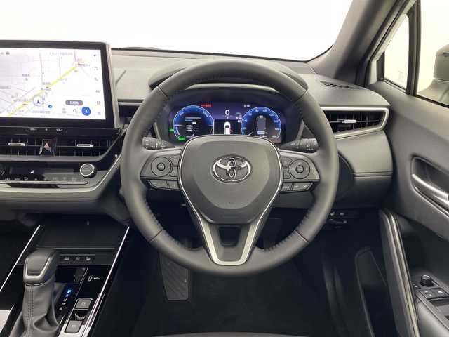 トヨタ カローラ クロス ハイブリッド Z 群馬県 2025(令7)年 0.1万km プラチナホワイトパールマイカ パノラマルーフ　/純正１０．５型ナビ　/全周囲カメラ　/トヨタチームメイト（アドバンストパーク＋パーキングサポートブレーキ）/ＢＳＭ　/＝＝＝＝＝＝＝＝＝＝＝＝＝＝＝＝＝＝＝＝＝＝＝/レザーシート　/シートヒーター／シートベンチレーション　/ＥＴＣ２．０　/ハンドルヒーター　/電動リアゲート　/ＬＥＤライト　/禁煙車