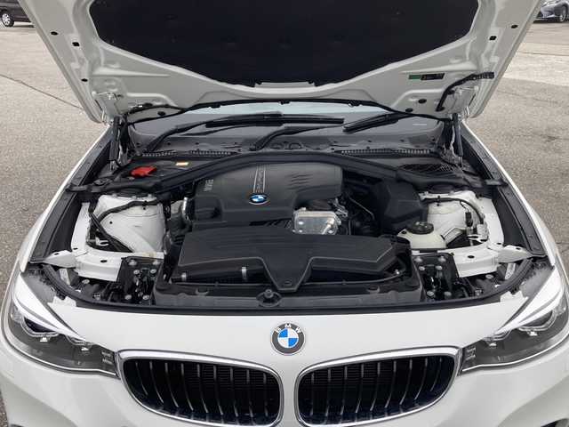 ＢＭＷ ３２０ｉ グランツーリスモ Mスポーツ 富山県 2017(平29)年 7.8万km 白 禁煙／衝突軽減ブレーキ／レーンアシスト／レーダークルーズコントロール／パワーバックドア/純正ナビ／バックカメラ／ＥＴＣ