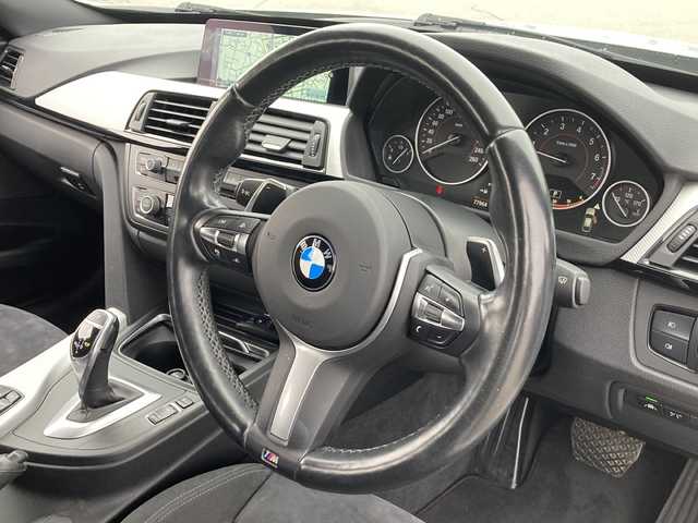 ＢＭＷ ３２０ｉ グランツーリスモ Mスポーツ 富山県 2017(平29)年 7.8万km 白 禁煙／衝突軽減ブレーキ／レーンアシスト／レーダークルーズコントロール／パワーバックドア/純正ナビ／バックカメラ／ＥＴＣ