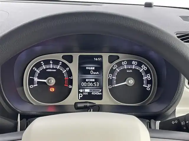 ダイハツ ムーヴ キャンバス ストライプス G 埼玉県 2024(令6)年 0.4万km シャイニングホワイトパール/スムーズグレーマイカメタリック スマートアシスト/・衝突回避支援ブレーキ/・車線逸脱抑制制御機能/・車線逸脱警報/・標識認識機能/社外ALPINEHDDナビ【VIE-X08V】/・CD/DVD/MSV/Bluetooth/フルセグ/バックカメラ/社外ALPINE後席モニター【パッケージ-M900C】/両後パワースライドドア/スマートキー/前後コーナーセンサー/オートブレーキホールド/純正LEDヘッドライト/フォグランプ/ドアバイザー/社外前後ドライブレコーダー/社外ETC/サイド＆カーテンエアバッグ