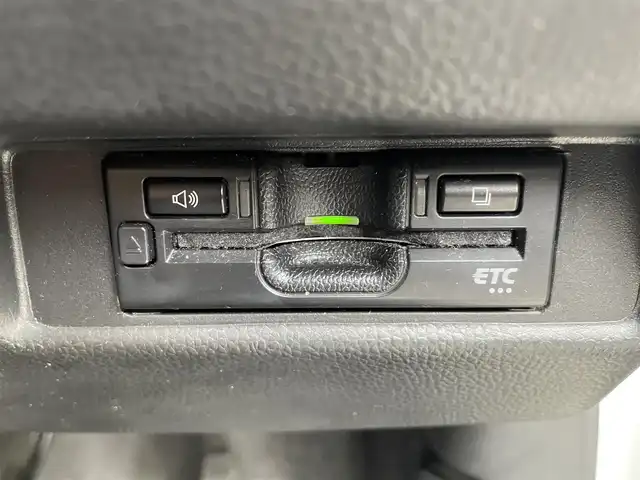 スズキ ワゴンＲ スティングレー HYBRID T 大阪府 2021(令3)年 9.1万km ピュアホワイトP (株)IDOMが運営する【じしゃロン東大阪店】の自社ローン専用車両になりますこちらは現金またはオートローンご利用時の価格です。自社ローンご希望の方は別途その旨お申付け下さい/KENWOODナビ 【MDV-S810L】/(Bluetooth/フルセグTV/CD/DVD/FM/AM)/衝突被害軽減ブレーキ/シートヒーター/ビルトインETC/クルーズコントロール/クリアランスソナー/スマートキー＆プッシュスタート/スペアキー