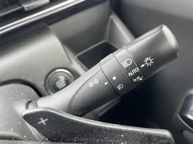 スズキ ワゴンＲ スティングレー HYBRID T 大阪府 2021(令3)年 9.1万km ピュアホワイトP (株)IDOMが運営する【じしゃロン東大阪店】の自社ローン専用車両になりますこちらは現金またはオートローンご利用時の価格です。自社ローンご希望の方は別途その旨お申付け下さい/KENWOODナビ 【MDV-S810L】/(Bluetooth/フルセグTV/CD/DVD/FM/AM)/衝突被害軽減ブレーキ/シートヒーター/ビルトインETC/クルーズコントロール/クリアランスソナー/スマートキー＆プッシュスタート/スペアキー