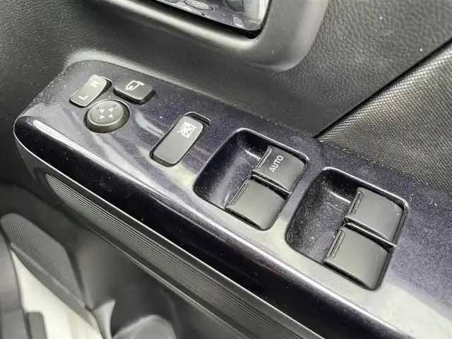 スズキ ワゴンＲ スティングレー HYBRID T 大阪府 2021(令3)年 9.1万km ピュアホワイトP (株)IDOMが運営する【じしゃロン東大阪店】の自社ローン専用車両になりますこちらは現金またはオートローンご利用時の価格です。自社ローンご希望の方は別途その旨お申付け下さい/KENWOODナビ 【MDV-S810L】/(Bluetooth/フルセグTV/CD/DVD/FM/AM)/衝突被害軽減ブレーキ/シートヒーター/ビルトインETC/クルーズコントロール/クリアランスソナー/スマートキー＆プッシュスタート/スペアキー