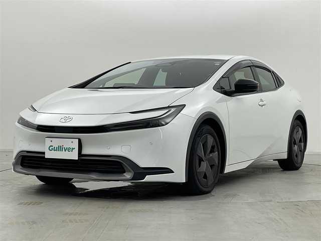 トヨタ プリウス U 群馬県 2023(令5)年 4万km プラチナホワイトパールマイカ ディスプレイオーディオ（コネクティッドナビ対応）/・8インチHDディスプレイ/・AM/FMチューナー、フルセグTV、USB入力（動画・音楽　再生/給電【Type-C】、Bluetooth(ハンズフリー/オーディオ）/・スマートフォン連携　/Apple Car Play/Andoroid Auto/Miracast/前席シートヒーター （3段階温度設定）/======/バックモニター /予防安全　Toyota Safety Sense/・プリクラッシュセーフティ/・レーントレーシングアシスト/レーンディパーチャーアラート/・レーダークルーズ（全車速追従機能付）/・オートマチックハイビーム/・ロードサインアシスト/・ドライバー異常時対応システム/・プロアクティブドライビングアシスト/・発進遅れ告知機能/ビルトインETC2.0/スマートキー /プッシュスタート/LEDヘッドライト/オートライト