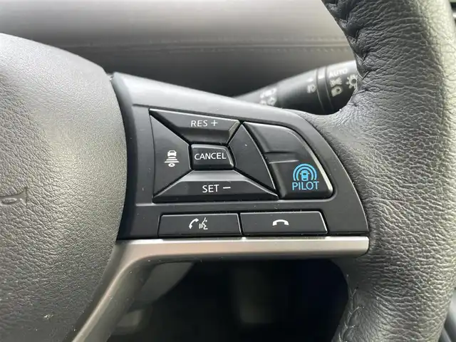 日産 セレナ e－パワー ハイウェイスター V 静岡県 2021(令3)年 8.5万km ダイヤモンドブラック 純正10インチナビ/・フルセグTV/・Bluetooth接続/・DVD再生/プロパイロット/エマージェンシーブレーキ/BSM/スマートルームミラー/アラウンドビューモニター/前後コーナーセンサー/両側パワスラ/電動パーキングブレーキ/オートブレーキホールド/LEDオートライト/オートハイビーム/ビルトインETC/ドラレコ/純正16インチアルミホイール