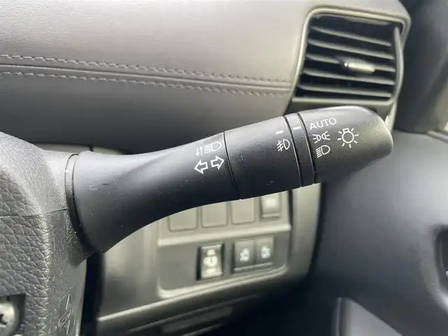 日産 セレナ e－パワー ハイウェイスター V 静岡県 2021(令3)年 8.5万km ダイヤモンドブラック 純正10インチナビ/・フルセグTV/・Bluetooth接続/・DVD再生/プロパイロット/エマージェンシーブレーキ/BSM/スマートルームミラー/アラウンドビューモニター/前後コーナーセンサー/両側パワスラ/電動パーキングブレーキ/オートブレーキホールド/LEDオートライト/オートハイビーム/ビルトインETC/ドラレコ/純正16インチアルミホイール