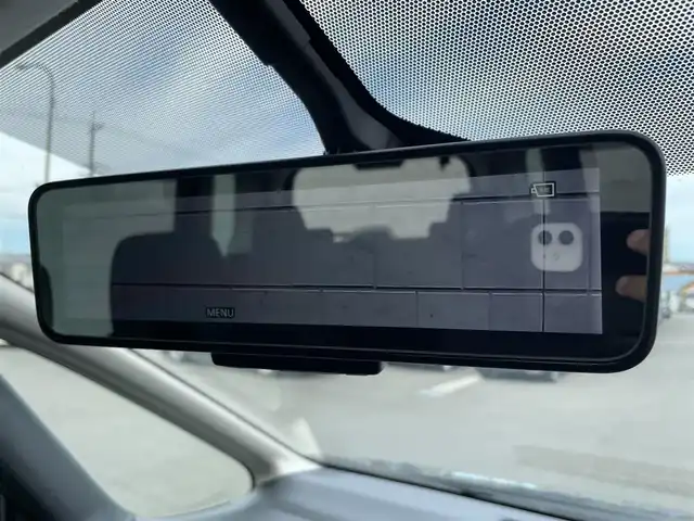 日産 セレナ e－パワー ハイウェイスター V 静岡県 2021(令3)年 8.5万km ダイヤモンドブラック 純正10インチナビ/・フルセグTV/・Bluetooth接続/・DVD再生/プロパイロット/エマージェンシーブレーキ/BSM/スマートルームミラー/アラウンドビューモニター/前後コーナーセンサー/両側パワスラ/電動パーキングブレーキ/オートブレーキホールド/LEDオートライト/オートハイビーム/ビルトインETC/ドラレコ/純正16インチアルミホイール