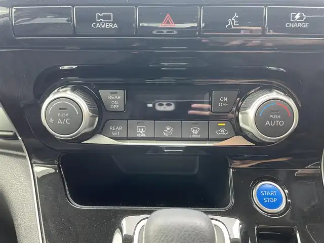 日産 セレナ e－パワー ハイウェイスター V 静岡県 2021(令3)年 8.5万km ダイヤモンドブラック 純正10インチナビ/・フルセグTV/・Bluetooth接続/・DVD再生/プロパイロット/エマージェンシーブレーキ/BSM/スマートルームミラー/アラウンドビューモニター/前後コーナーセンサー/両側パワスラ/電動パーキングブレーキ/オートブレーキホールド/LEDオートライト/オートハイビーム/ビルトインETC/ドラレコ/純正16インチアルミホイール