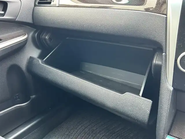 トヨタ カムリ ハイブリット Gパッケージ 福島県 2013(平25)年 7.3万km ホワイトパールクリスタルシャイン 純正ナビゲーション/【CD/DVD/SD/Bluetooth/TV】/バックカメラ/ビルトインETC/クルーズコントロール/運転席電動シート/HIDオートライト/純正フロアマット/純正ドアバイザー