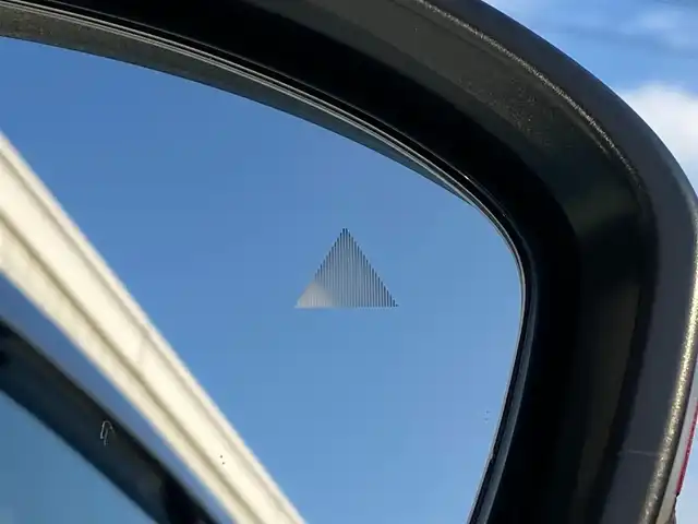 日産 オーラ ニスモ 岐阜県 2023(令5)年 1.6万km ピュアホワイトパール / スーパーブラック 2トーン ブラインドスポットモニター/置くだけ充電/純正SDナビ/-BT/USB/HDMI/プロパイロット/全周囲カメラ/リアフォグライト/電動パーキングブレーキ/ブレーキホールド/ドライブレコーダー/前後コーナーセンサー/オートマチックハイビーム/LEDヘッドライト/ステアリングスイッチ/ハーフレザーシート/ETC2.0/取扱説明書/保証書/スペアキー