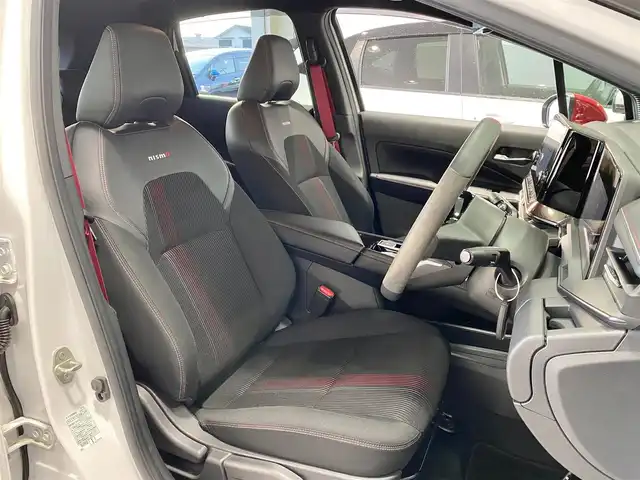 日産 オーラ ニスモ 岐阜県 2023(令5)年 1.6万km ピュアホワイトパール / スーパーブラック 2トーン ブラインドスポットモニター/置くだけ充電/純正SDナビ/-BT/USB/HDMI/プロパイロット/全周囲カメラ/リアフォグライト/電動パーキングブレーキ/ブレーキホールド/ドライブレコーダー/前後コーナーセンサー/オートマチックハイビーム/LEDヘッドライト/ステアリングスイッチ/ハーフレザーシート/ETC2.0/取扱説明書/保証書/スペアキー