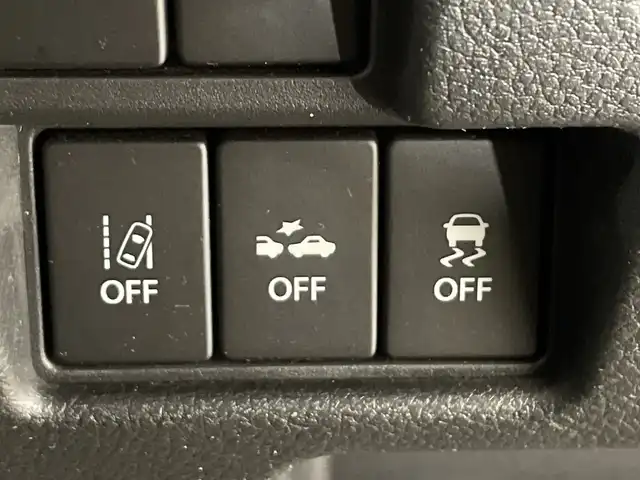 スズキ スペーシア HYBRID X 栃木県 2023(令5)年 0.4万km シフォンアイボリーM デュアルセンサーブレーキサポート2/コーナーセンサー/両側パワースライドドア/シートヒーター/禁煙車/オートライト/横滑り防止装置/スマートキー/プッシュスタート/アイドリングストップ/電動格納ミラー/社外フロアマット