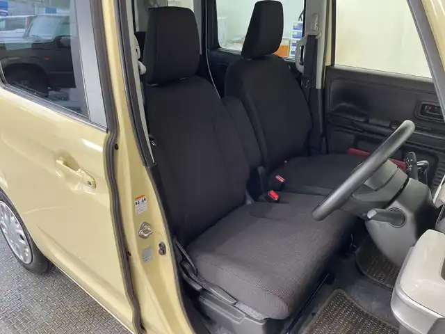 スズキ スペーシア HYBRID X 栃木県 2023(令5)年 0.4万km シフォンアイボリーM デュアルセンサーブレーキサポート2/コーナーセンサー/両側パワースライドドア/シートヒーター/禁煙車/オートライト/横滑り防止装置/スマートキー/プッシュスタート/アイドリングストップ/電動格納ミラー/社外フロアマット