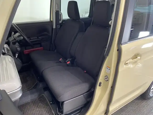 スズキ スペーシア HYBRID X 栃木県 2023(令5)年 0.4万km シフォンアイボリーM デュアルセンサーブレーキサポート2/コーナーセンサー/両側パワースライドドア/シートヒーター/禁煙車/オートライト/横滑り防止装置/スマートキー/プッシュスタート/アイドリングストップ/電動格納ミラー/社外フロアマット