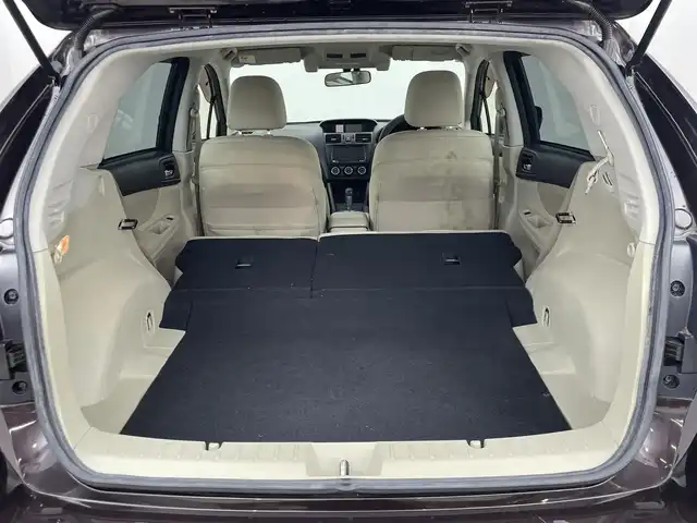 スバル インプレッサ スポーツ 2．0i アイサイト アイボリー 道央・札幌 2013(平25)年 4.3万km ディープチェリーパール ・４ＷＤ/・アイサイト/・社外ナビ/・バックカメラ/・Ｂｌｕｅｔｏｏｔｈ／ＣＤ／ＤＶＤ/・純正ドライブレコーダー/・アイドリングストップ/・アダプティブクルーズコントロール/・レーンキープアシスト/・オートマチックハイビーム/・オートエアコン/・ＥＴＣ/・プッシュスタート/・横滑り防止/・パワーステアリング/・パワーウィンドウ/・パワーシート/・HIDヘッドライト/・社外フロアマット/・純正アルミホイール