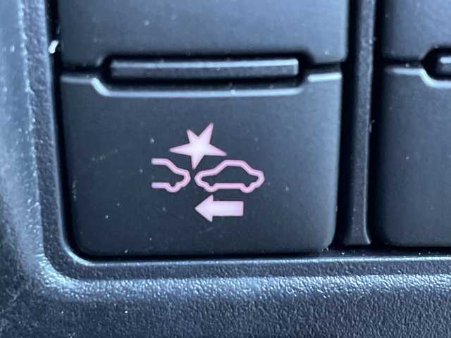 トヨタ ヴォクシー ZS 茨城県 2021(令3)年 2.9万km ボルドーマイカメタリック トヨタセーフティーセンス/フリップダウンモニター/社外ナビ/フルセグTV/Bluetooth/バックカメラ/両側パワースライドドア/クルーズコントロール/横滑り防止装置/衝突軽減システム/パーキングアシスト/アイドリングストップ/レーンキープ/オートライト/オートマチックハイビーム/LEDヘッドライト/コーナーセンサー