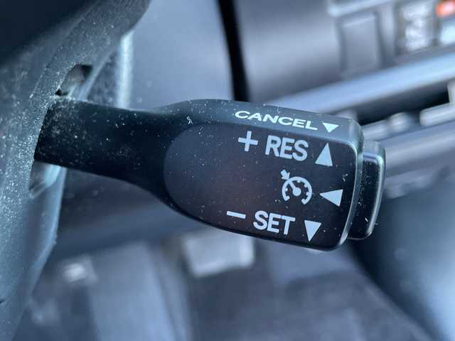 トヨタ ヴォクシー ZS 茨城県 2021(令3)年 2.9万km ボルドーマイカメタリック トヨタセーフティーセンス/フリップダウンモニター/社外ナビ/フルセグTV/Bluetooth/バックカメラ/両側パワースライドドア/クルーズコントロール/横滑り防止装置/衝突軽減システム/パーキングアシスト/アイドリングストップ/レーンキープ/オートライト/オートマチックハイビーム/LEDヘッドライト/コーナーセンサー