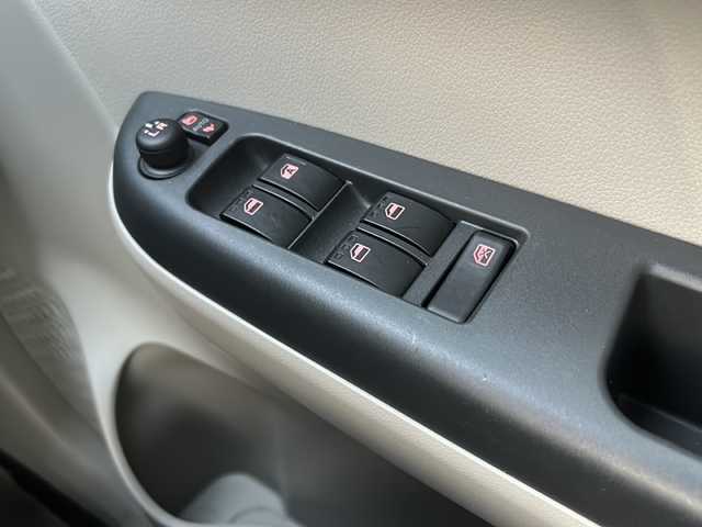 トヨタ パッソ X Lパッケージ S 石川県 2020(令2)年 1.7万km ダークエメラルドマイカ 4WD/スマートアシスト/・衝突警報機能/・被害軽減ブレーキアシスト/・緊急ブレーキ/・事前ブレーキ/・車線逸脱警報機能/・ペダル踏み間違い急発進抑制装置/社外メモリナビゲーション/【CD・DVD・Bluetooth・フルセグTV】/型番：CN-R300D/レーダー探知機（GPS搭載タイプ）/D席シートヒーター/プッシュスタート/・スマートキー/アイドリングストップ/横滑り防止/オートライト/取扱説明書