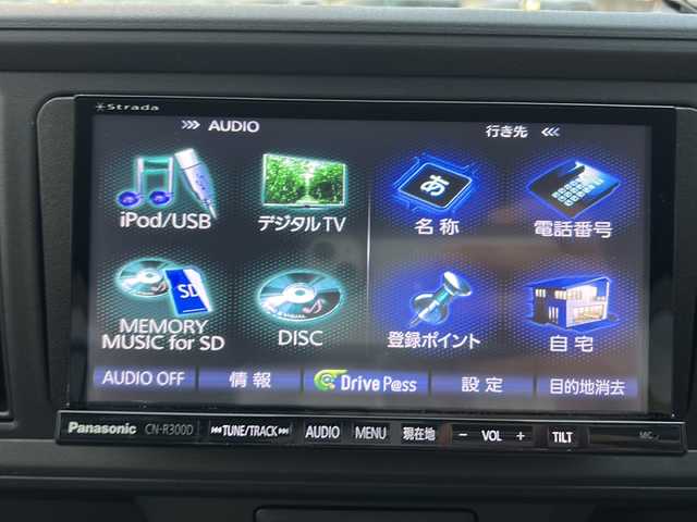 トヨタ パッソ X Lパッケージ S 石川県 2020(令2)年 1.7万km ダークエメラルドマイカ 4WD/スマートアシスト/・衝突警報機能/・被害軽減ブレーキアシスト/・緊急ブレーキ/・事前ブレーキ/・車線逸脱警報機能/・ペダル踏み間違い急発進抑制装置/社外メモリナビゲーション/【CD・DVD・Bluetooth・フルセグTV】/型番：CN-R300D/レーダー探知機（GPS搭載タイプ）/D席シートヒーター/プッシュスタート/・スマートキー/アイドリングストップ/横滑り防止/オートライト/取扱説明書