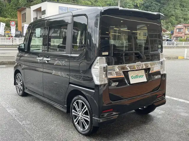 ダイハツ タント カスタム RS SA 岐阜県 2014(平26)年 10.3万km ブラックマイカメタリック ワンオーナー/４WD/純正ナビ(AM/FM/TV/DVD/Bluetooth)/フリップダウンモニター/両側パワースライドドア/スマートアシスト/バックカメラ/ドライブレコーダー前後/プッシュスタート/スマートキー/ETC/LEDヘッドライト/純正アルミホイール/スペアキー/保証書/取扱説明書