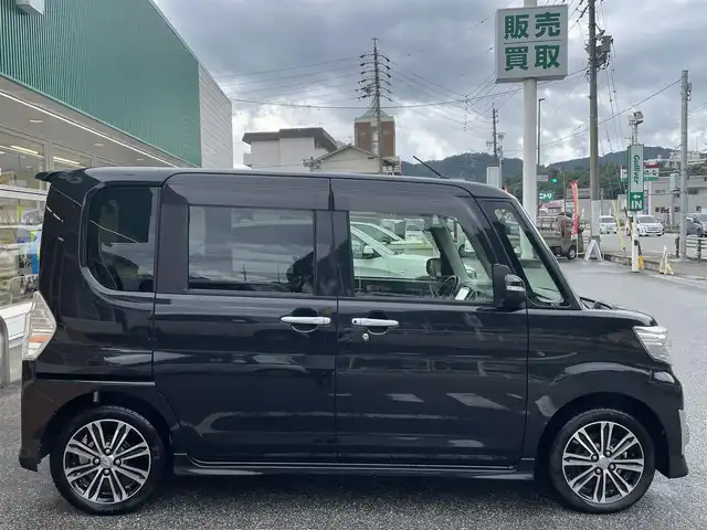 ダイハツ タント カスタム RS SA 岐阜県 2014(平26)年 10.3万km ブラックマイカメタリック ワンオーナー/４WD/純正ナビ(AM/FM/TV/DVD/Bluetooth)/フリップダウンモニター/両側パワースライドドア/スマートアシスト/バックカメラ/ドライブレコーダー前後/プッシュスタート/スマートキー/ETC/LEDヘッドライト/純正アルミホイール/スペアキー/保証書/取扱説明書