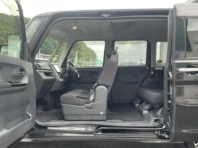 ダイハツ タント カスタム RS SA 岐阜県 2014(平26)年 10.3万km ブラックマイカメタリック ワンオーナー/４WD/純正ナビ(AM/FM/TV/DVD/Bluetooth)/フリップダウンモニター/両側パワースライドドア/スマートアシスト/バックカメラ/ドライブレコーダー前後/プッシュスタート/スマートキー/ETC/LEDヘッドライト/純正アルミホイール/スペアキー/保証書/取扱説明書
