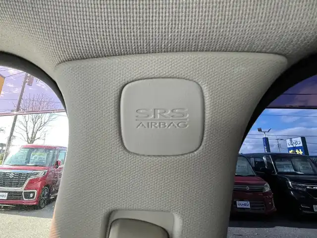 スバル レヴォーグ 1．6GT－S アイサイト 栃木県 2014(平26)年 11.3万km クリスタルブラックシリカ (株)IDOMが運営する【じしゃロン宇都宮店】の自社ローン対象車両になります。こちらは現金ご利用時の価格です。自社ローンご希望の方は別途その旨お申付け下さい。/ＥｙｅＳｉｇｈｔ/　・プリクラッシュブレーキ/　・全車速追従機能付クルーズコントロール/　・車線逸脱警報/　・車線逸脱警報/　・ヒルスタートアシスト/純正ナビ（CN-LR700D）/　CD/DVD/Bluetooth/バックカメラ/ビルトインETC/ステアリングスイッチ/革巻きステアリング/純正18インチアルミホイール/LEDヘッドライト/フォグランプ/パワーシート/電格ウィンカーミラー/アイドリングストップ/パドルシフト/ドアバイザー