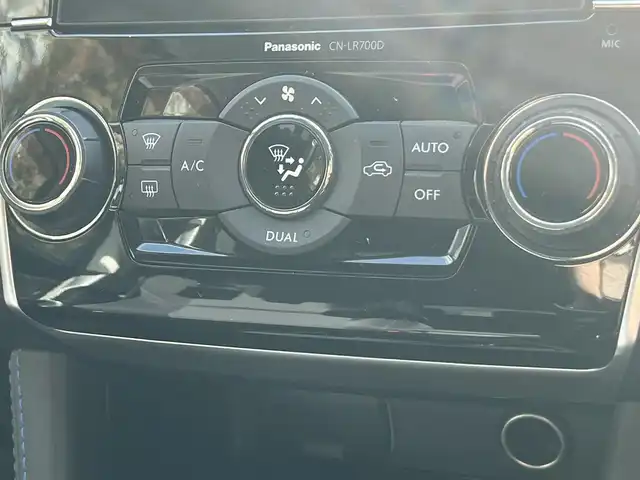 スバル レヴォーグ 1．6GT－S アイサイト 栃木県 2014(平26)年 11.3万km クリスタルブラックシリカ (株)IDOMが運営する【じしゃロン宇都宮店】の自社ローン対象車両になります。こちらは現金ご利用時の価格です。自社ローンご希望の方は別途その旨お申付け下さい。/ＥｙｅＳｉｇｈｔ/　・プリクラッシュブレーキ/　・全車速追従機能付クルーズコントロール/　・車線逸脱警報/　・車線逸脱警報/　・ヒルスタートアシスト/純正ナビ（CN-LR700D）/　CD/DVD/Bluetooth/バックカメラ/ビルトインETC/ステアリングスイッチ/革巻きステアリング/純正18インチアルミホイール/LEDヘッドライト/フォグランプ/パワーシート/電格ウィンカーミラー/アイドリングストップ/パドルシフト/ドアバイザー