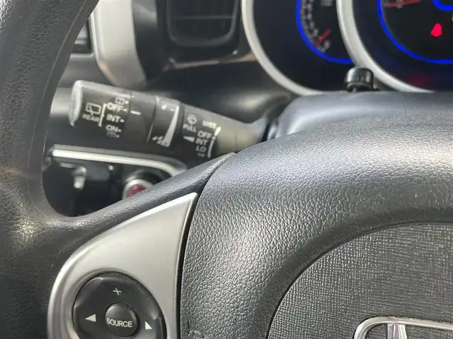 ホンダ Ｎ ＢＯＸ カスタム G Lパッケージ 福岡県 2015(平27)年 9.6万km スマートブラック (株)IDOMが運営する【じしゃロン八幡西店】の自社ローン専用車両になります。こちらは現金またはオートローンご利用時の価格です。自社ローンご希望の方は別途その旨お申付け下さい/スマートキー/純正ナビ/フルセグ/Bluetooth/バックカメラ/オートライト/HIDヘッドライト