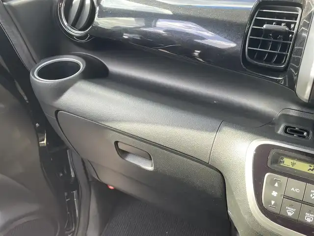 ホンダ Ｎ ＢＯＸ カスタム G Lパッケージ 福岡県 2015(平27)年 9.6万km スマートブラック (株)IDOMが運営する【じしゃロン八幡西店】の自社ローン専用車両になります。こちらは現金またはオートローンご利用時の価格です。自社ローンご希望の方は別途その旨お申付け下さい/スマートキー/純正ナビ/フルセグ/Bluetooth/バックカメラ/オートライト/HIDヘッドライト