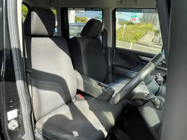 ホンダ Ｎ ＢＯＸ カスタム G Lパッケージ 福岡県 2015(平27)年 9.6万km スマートブラック (株)IDOMが運営する【じしゃロン八幡西店】の自社ローン専用車両になります。こちらは現金またはオートローンご利用時の価格です。自社ローンご希望の方は別途その旨お申付け下さい/スマートキー/純正ナビ/フルセグ/Bluetooth/バックカメラ/オートライト/HIDヘッドライト