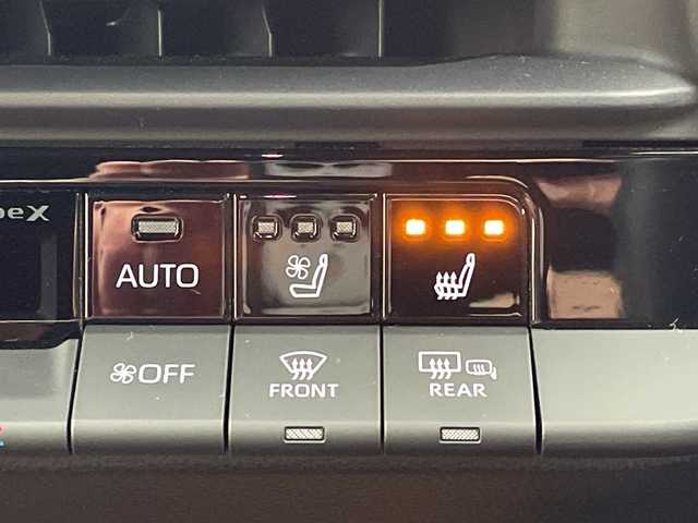 トヨタ クラウン スポーツ Z 岐阜県 2024(令6)年 2万km グレー ４WD/パノラマルーフ/純正12.3インチディスプレイオーディオ/（FM/AM/フルセグ/Bluetooth/AppleCarPlay）/全方位カメラ/デジタルインナーミラー/前席シートヒーター/エアシート/メモリ付きパワーシート/ナビ連動ドライブレコーダー/ワイヤレス充電/レーダークルーズコントロール/カラーヘッドアップディスプレイ/100V/1500W/ビルトインETC２．０/スマートキー/スペアキー