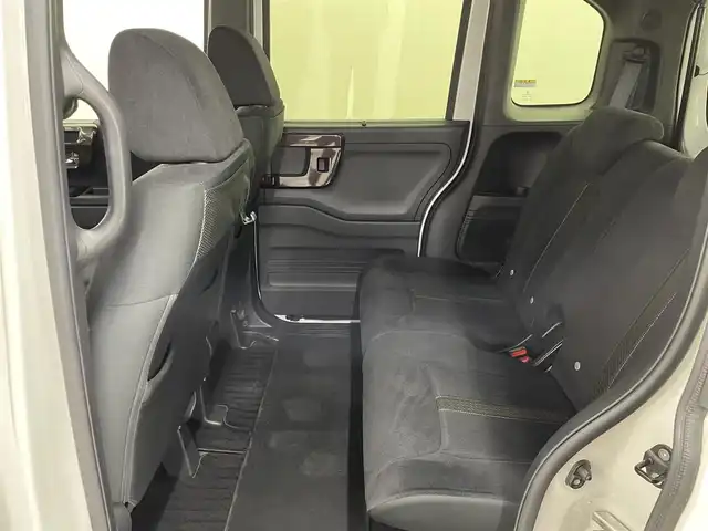 ホンダ Ｎ ＢＯＸ カスタム G L ホンダセンシング 長崎県 2018(平30)年 1.2万km プラチナホワイトパール 純正7インチナビ　（VXM-184VFi）/・フルセグTV　CD/DVD/SD/Bluetooth/ホンダセンシング/・衝突軽減ブレーキ/・誤発進抑制機能/・路外逸脱抑制機能/・アダプティブクルーズコントロール/・オートハイビーム/ワンオーナー/バックカメラ/プッシュスタート/片側パワースライドドア/ETC/ドライブレコーダー/ステアリングスイッチ/アイドリングストップ/スマートキー×2/純正フロアマット/純正14インチAW/取扱説明書/保証書
