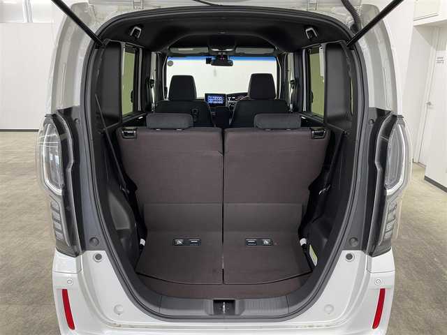 ホンダ Ｎ ＢＯＸ カスタム G L ホンダセンシング 長崎県 2018(平30)年 1.2万km プラチナホワイトパール 純正7インチナビ　（VXM-184VFi）/・フルセグTV　CD/DVD/SD/Bluetooth/ホンダセンシング/・衝突軽減ブレーキ/・誤発進抑制機能/・路外逸脱抑制機能/・アダプティブクルーズコントロール/・オートハイビーム/ワンオーナー/バックカメラ/プッシュスタート/片側パワースライドドア/ETC/ドライブレコーダー/ステアリングスイッチ/アイドリングストップ/スマートキー×2/純正フロアマット/純正14インチAW/取扱説明書/保証書