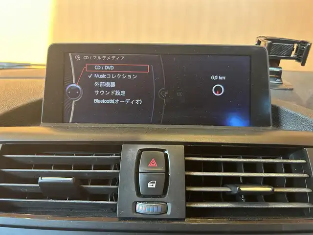 ＢＭＷ １１６ｉ 愛知県 2012(平24)年 7.6万km 赤Ｍ 純正ナビ/Bluetooth/CD/DVD/AUX/白革シート/シートヒーター/パワーシート/ETC/HIDヘッドライト/純正フロアマット/純正16インチアルミホイール/保証書/取扱説明書/スマートキー/スペアキー×1