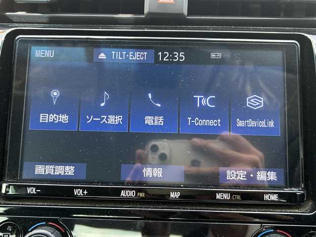 トヨタ カムリ WS 奈良県 2019(平31)年 4.4万km プラチナホワイトパールマイカ 1オーナー/TRDエアロ/純正メーカーナビ/BT/TV/CD/USB/SD//電動リアゲート/コーナーセンサー/レーンキープアシスト/横滑り防止装置/ドラレコ/ETC2.0/バックカメラ/パドルシフト/モード切替/TRDリニアスロットルシステム/MTモード付AT/エンジンスターター・スペアキー付/保証書・取説付