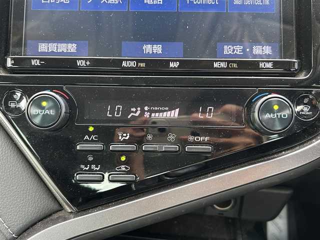 トヨタ カムリ WS 奈良県 2019(平31)年 4.4万km プラチナホワイトパールマイカ 1オーナー/TRDエアロ/純正メーカーナビ/BT/TV/CD/USB/SD//電動リアゲート/コーナーセンサー/レーンキープアシスト/横滑り防止装置/ドラレコ/ETC2.0/バックカメラ/パドルシフト/モード切替/TRDリニアスロットルシステム/MTモード付AT/エンジンスターター・スペアキー付/保証書・取説付
