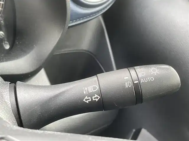 三菱 ｅＫクロス T 埼玉県 2019(平31)年 10.9万km ライトニングブルーマイカ/スターリングシルバーメタリック 社外ナビ/ブルートゥース/前後クリアランスソナー/スマートキー/プッシュスタート/純正アルミ/シートヒーター