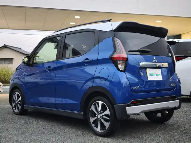 三菱 ｅＫクロス T 熊本県 2019(平31)年 10.9万km ライトニングブルーマイカ/スターリングシルバーメタリック 社外ナビ（MDV-Z702）/【フルセグTV/Bluetooth/CD/DVD】/衝突軽減ブレーキ/コーナーセンサー/車線逸脱警報/オートLEDライト/プッシュスタート/スマートキー/ウィンカーミラー/前席シートヒーター/革巻きステアリング/ステアリングスイッチ/純正１５インチAW/ETC/横滑り防止装置/ABS/社外フロアマット/保証書/取扱説明書/スペアキー
