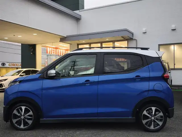 三菱 ｅＫクロス T 熊本県 2019(平31)年 10.9万km ライトニングブルーマイカ/スターリングシルバーメタリック 社外ナビ（MDV-Z702）/【フルセグTV/Bluetooth/CD/DVD】/衝突軽減ブレーキ/コーナーセンサー/車線逸脱警報/オートLEDライト/プッシュスタート/スマートキー/ウィンカーミラー/前席シートヒーター/革巻きステアリング/ステアリングスイッチ/純正１５インチAW/ETC/横滑り防止装置/ABS/社外フロアマット/保証書/取扱説明書/スペアキー