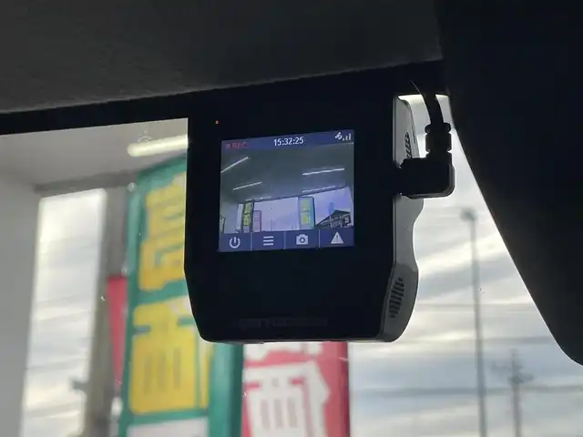 スズキ スペーシア ギア HYBRID XZターボ 茨城県 2019(平31)年 3.9万km アクティブイエロー/ガンメタリック2トーン 純正ディーラーOPナビ/　(AM/FM/SD/DVD/Bluetooth)/フルセグ/全方位カメラ/ETC/ドライブレコーダー/両側パワースライドドア/USB入力端子/ルーフレール/スマートキー/シートヒーター/クルーズコントロール/後方コーナーセンサー/レーンキープアシスト/横滑り防止機能/LEDヘッドライト/オートライト/純正アルミホイール/純正フロアマット