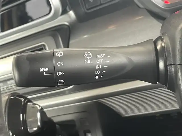 スズキ スペーシア ギア HYBRID XZターボ 茨城県 2019(平31)年 3.9万km アクティブイエロー/ガンメタリック2トーン 純正ディーラーOPナビ/　(AM/FM/SD/DVD/Bluetooth)/フルセグ/全方位カメラ/ETC/ドライブレコーダー/両側パワースライドドア/USB入力端子/ルーフレール/スマートキー/シートヒーター/クルーズコントロール/後方コーナーセンサー/レーンキープアシスト/横滑り防止機能/LEDヘッドライト/オートライト/純正アルミホイール/純正フロアマット