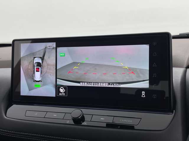 日産 エクストレイル G e－4ORCE 鹿児島県 2022(令4)年 1.4万km ブリリアントホワイトパール/スーパーブラック 2トーン 純正12.3インチディスプレイオーディオ/（AM/FM/フルセグ/Bluetooth/USB）/BOSEサウンド/パノラミックガラスルーフ/ビルトインETC2.0/アラウンドビューモニター/バックカメラ/踏み間違い防止アシスト/ブレーキアシスト/プリクラッシュブレーキアシスト/ヒルスタート（坂道発進）アシスト/前方衝突防止支援システム/後側方衝突防止支援システム/TCS（トラクションコントロールシステム）/VDC（ビークルダイナミクスコントロール）/レーンキープアシスト/車間自動制御システム/ASCD（オートスピードコントロール装置）/ABS（アンチロックブレーキシステム）/インテリジェントパーキングアシスト/サイドブラインドモニター/コーナー・バックセンサー（ソナー）/標識検知機能/運転席・助手席シートヒーター/電動格納ミラー/電子パーキング/ブレーキホールド/ステアリングスイッチ/ステアリングヒーター/オートライト/LEDヘッドライト/フロントフォグ/オートエアコン/プッシュスタート/スマートキー/純正フロアマット